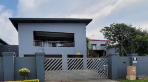 Modern 4 Bedroom Double Story Gonubie Home
