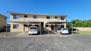 Perfectly Priced! Spacious Unit in a Secure and Popular complex in Gonubie!