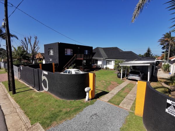 Exquisite home with income generating flats