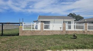 2 Bedroom House for Sale in Gonubie! 2 Bedroom House for Sale in Gonubie!